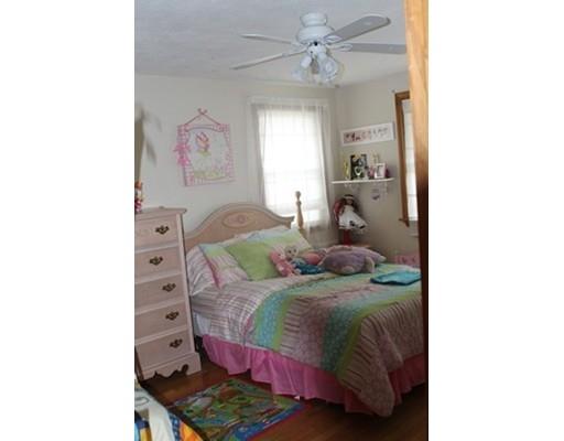 14 Graystone Rd, Stoneham, MA 02180 photo 9