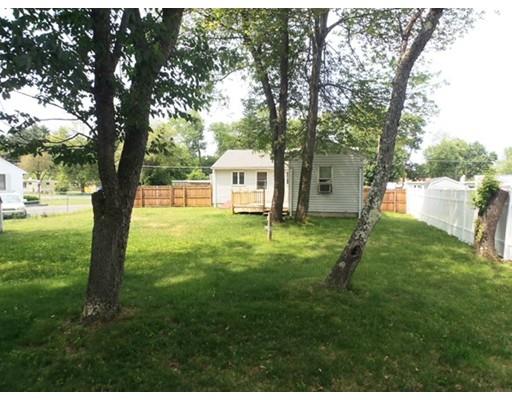 33 Groton St, Springfield, MA 01129 photo 5