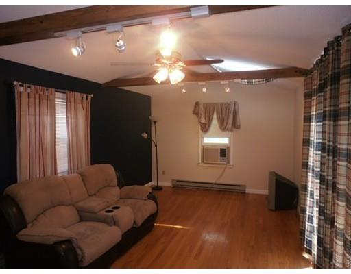 33 Groton St, Springfield, MA 01129 photo 14