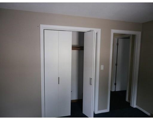33 Groton St, Springfield, MA 01129 photo 12