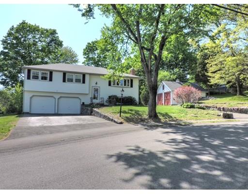 122 Scott Cir, Dedham, MA 02026 photo 1