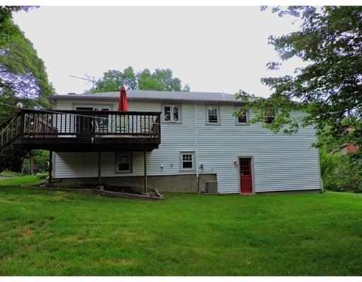 122 Scott Cir, Dedham, MA 02026 photo 5