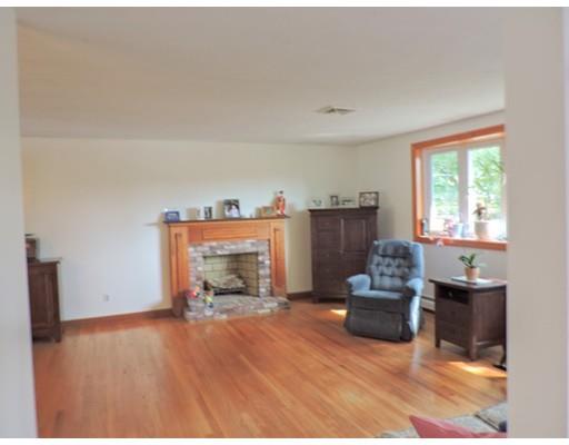 122 Scott Cir, Dedham, MA 02026 photo 6