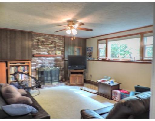 122 Scott Cir, Dedham, MA 02026 photo 7