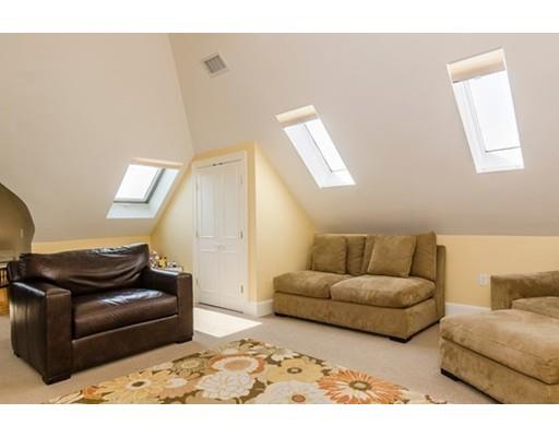 7 Hurd Rd #3, Brookline, MA 02445 photo 11