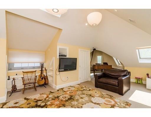 7 Hurd Rd #3, Brookline, MA 02445 photo 13