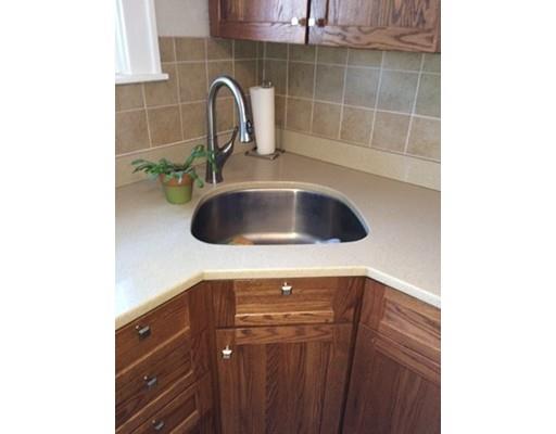 20 Harkness Ave, Springfield, MA 01118 photo 14