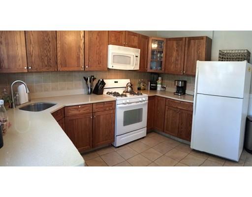 20 Harkness Ave, Springfield, MA 01118 photo 12