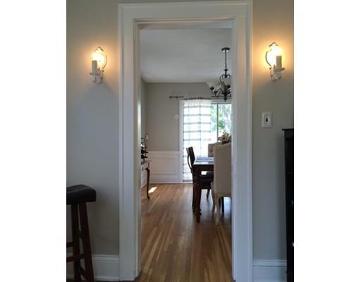 20 Harkness Ave, Springfield, MA 01118 photo 8