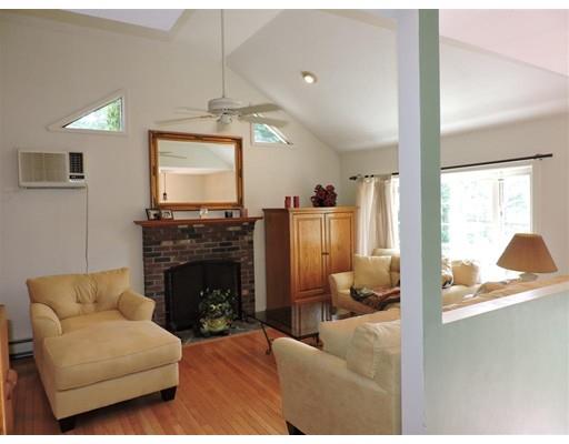 15 Surrey Ln, Webster, MA 01570 photo 11