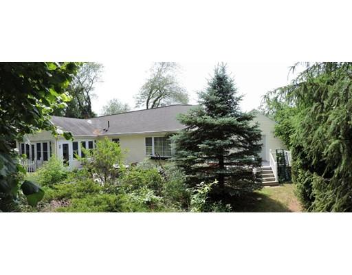 15 Surrey Ln, Webster, MA 01570 photo 4