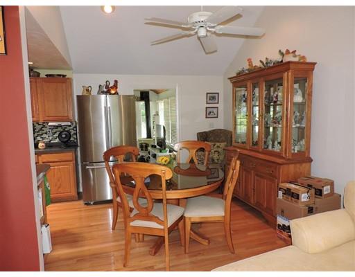 15 Surrey Ln, Webster, MA 01570 photo 14
