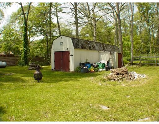 9 Judge St, Fall River, MA 02721 photo 3