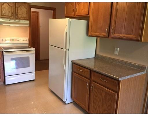 3 River Dr, Hadley, MA 01035 photo 4