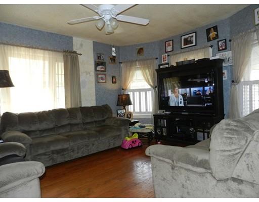3 Baker Rd, Everett, MA 02149 photo 4