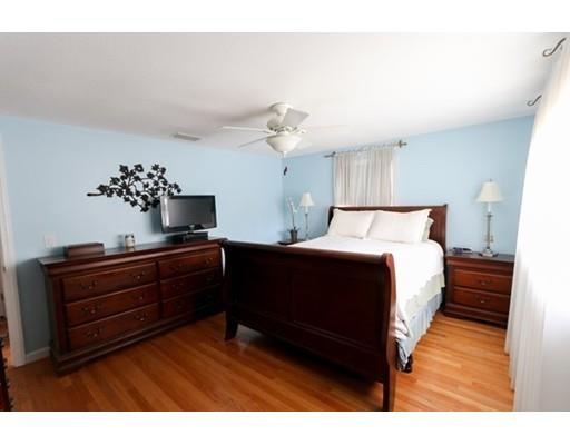 101 Martel Rd, Springfield, MA 01119 photo 18