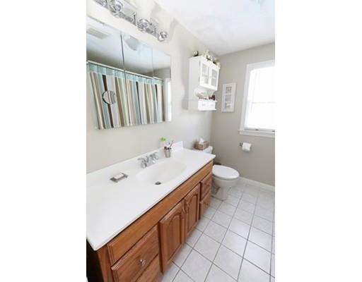 101 Martel Rd, Springfield, MA 01119 photo 19