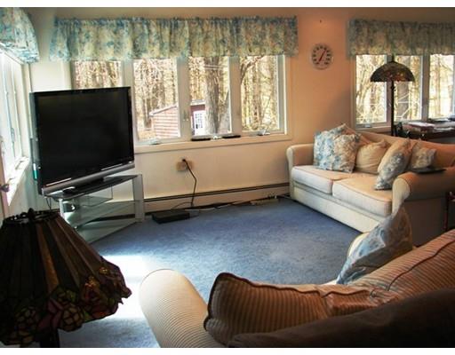61 Valley St, Dunstable, MA 01827 photo 15