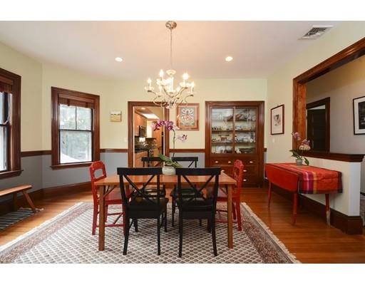 122 Davis Ave #3, Brookline, MA 02445 photo 1