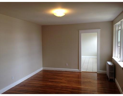 8 Walnut St #31, Everett, MA 02149 photo 3
