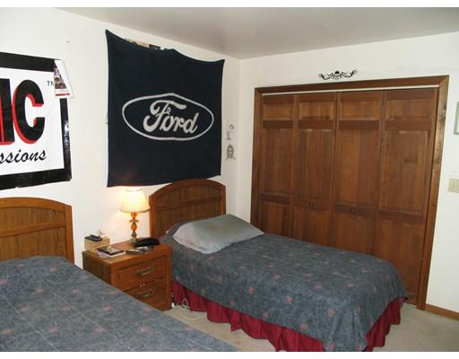 727 Mohawk Dr, Fall River, MA 02722 photo 12