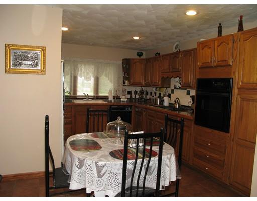 727 Mohawk Dr, Fall River, MA 02722 photo 20