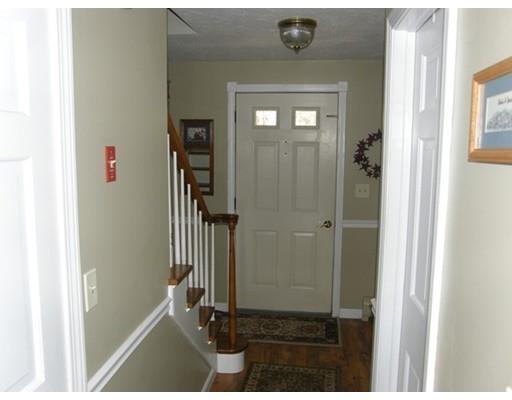 51 Colonial Rd, Webster, MA 01570 photo 17