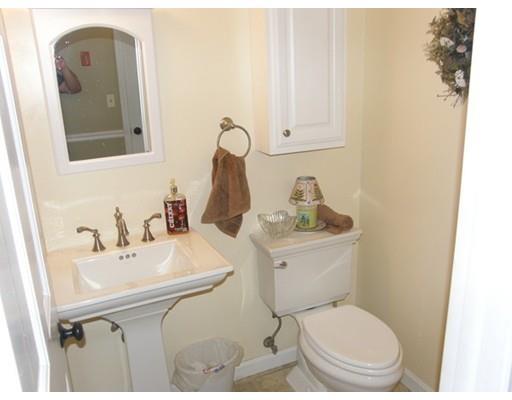 51 Colonial Rd, Webster, MA 01570 photo 16