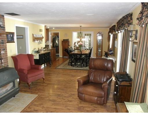 51 Colonial Rd, Webster, MA 01570 photo 7