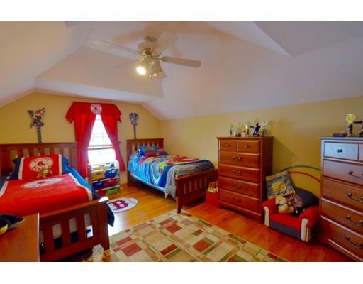 52 Poland St, Webster, MA 01570 photo 16