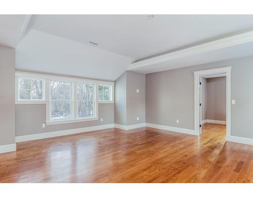 93 Beacon St, Marblehead, MA 01945 photo 14