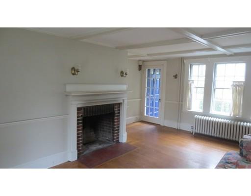 61 Gregory St, Marblehead, MA 01945 photo 3