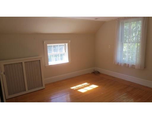 61 Gregory St, Marblehead, MA 01945 photo 7