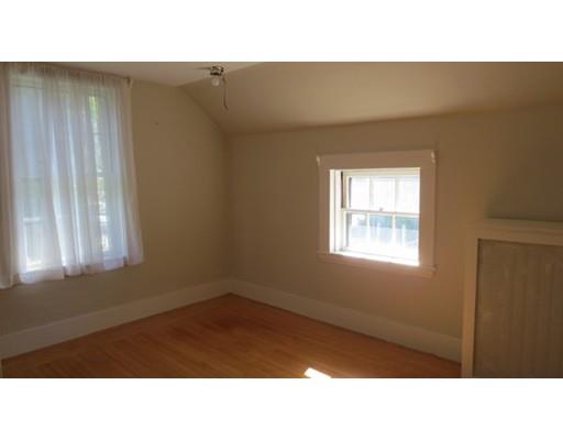 61 Gregory St, Marblehead, MA 01945 photo 8