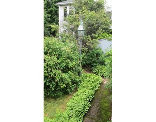 61 Gregory St, Marblehead, MA 01945 photo 9