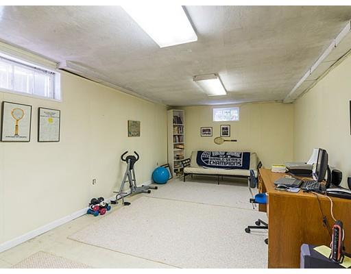 85 Mayo, Wellesley, MA 02482 photo 17