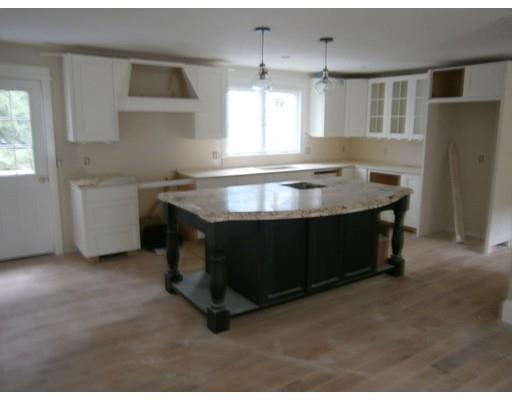 22 Sunset Cir, Mashpee, MA 02649 photo 4