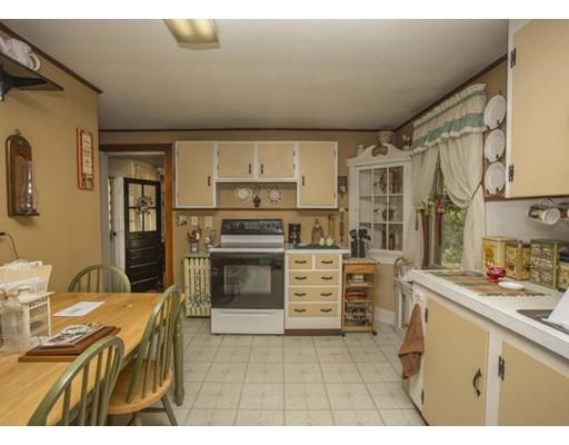25 Everett St, Taunton, MA 02780 photo 6