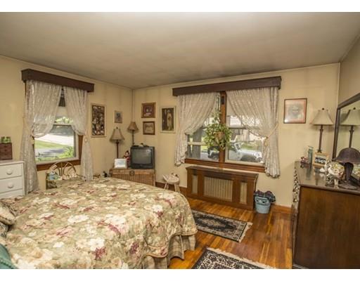 25 Everett St, Taunton, MA 02780 photo 13
