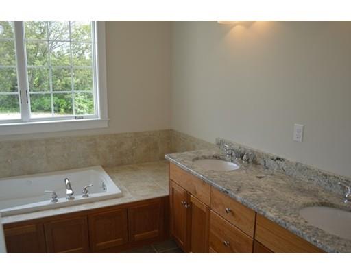 9 Evergreen Terrrace, Millis, MA 02054 photo 8