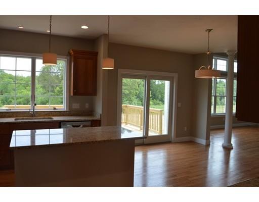 9 Evergreen Terrrace, Millis, MA 02054 photo 4
