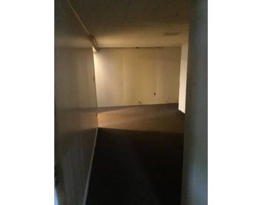153 Moss Rd, Springfield, MA 01119 photo 21