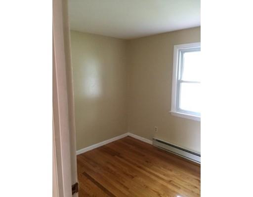 153 Moss Rd, Springfield, MA 01119 photo 14