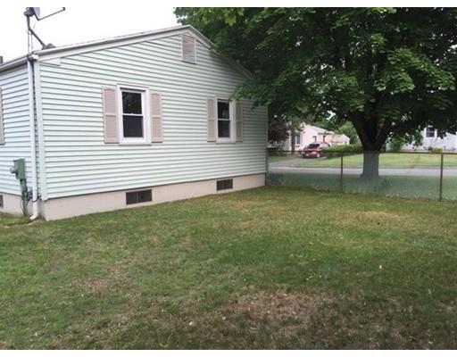 153 Moss Rd, Springfield, MA 01119 photo 4