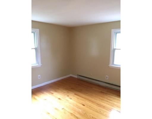 153 Moss Rd, Springfield, MA 01119 photo 13