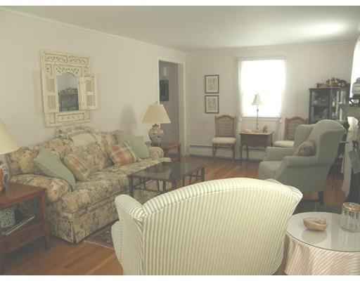 25 Randolph, Canton, MA 02021 photo 4