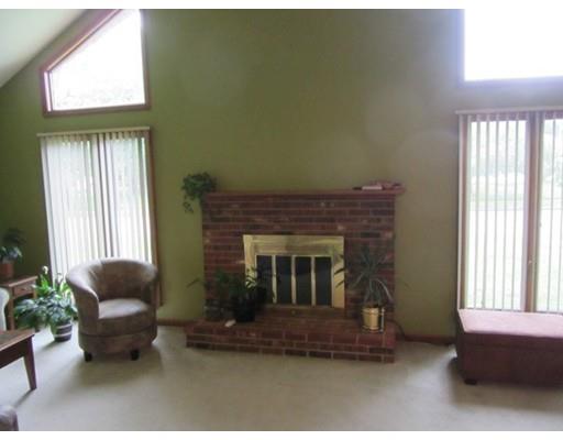 7 Tardy Rd, Chicopee, MA 01020 photo 5