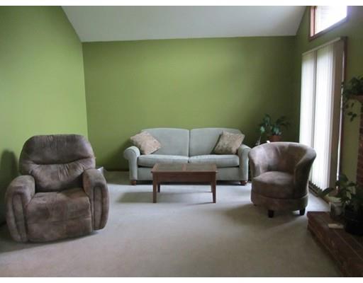 7 Tardy Rd, Chicopee, MA 01020 photo 6