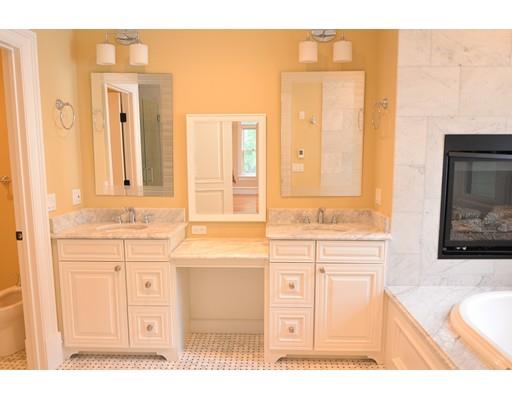 105 Naples, Brookline, MA 02446 photo 3