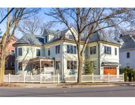 105 Naples, Brookline, MA 02446 photo 1